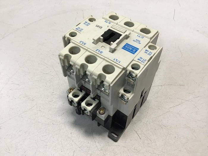 Used MITSUBISHI Magnetic Contactor S-N25 #123997