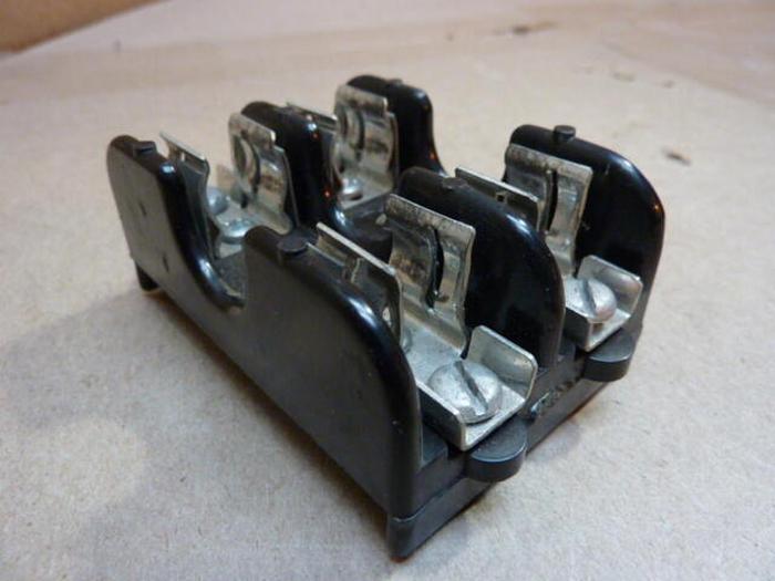 Used TAYLOR FUSE 30 Amp Fuse Holder 20317 #29956 DNL SCRAPPED