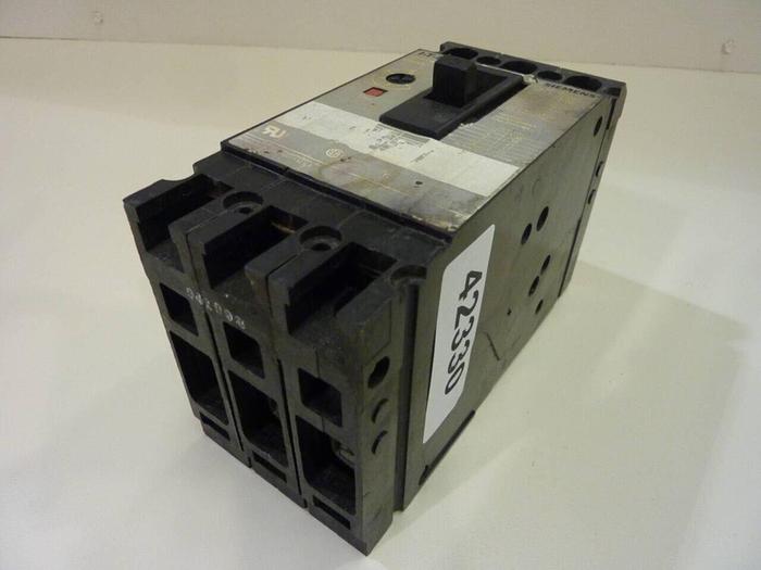 Used SIEMENS 3 Amp Circuit Breaker ED63A003 #42330