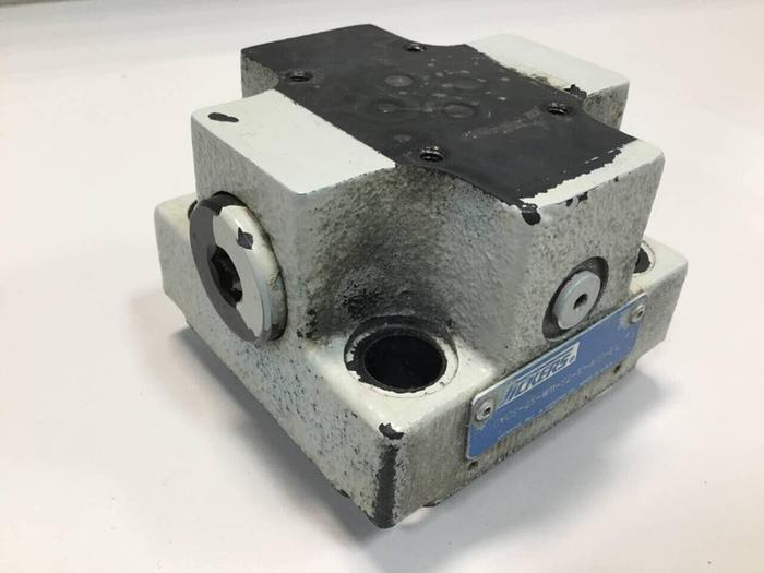 Used VICKERS Valve CVCS25W11S210A00B12 #98921