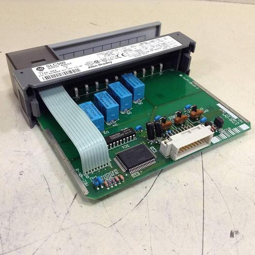 Used ALLEN BRADLEY Output Module 1746-OW4 SER A #97180