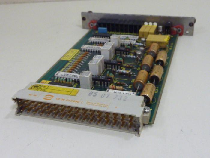 Used LEYBOLD HERAEUS Circuit Board 4 275-0164/A #59093