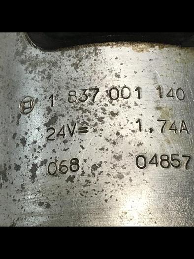 Used BOSCH Directional Valve 0 810 001 484 Used