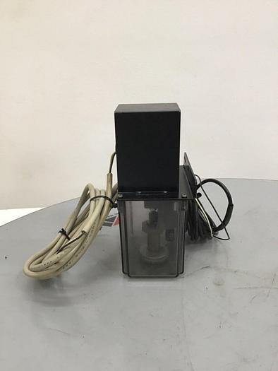 Used LUBE CORP Automatic Lubricator 102768 USED