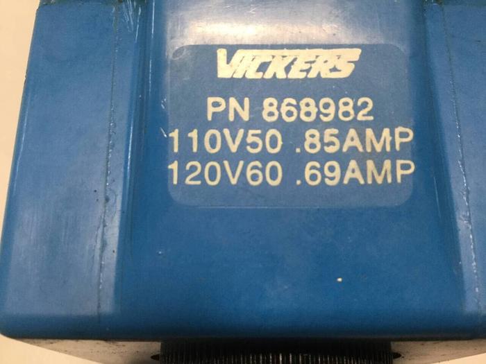 Used VICKERS Directional Valve 879249DG4S4012AB60 #99472