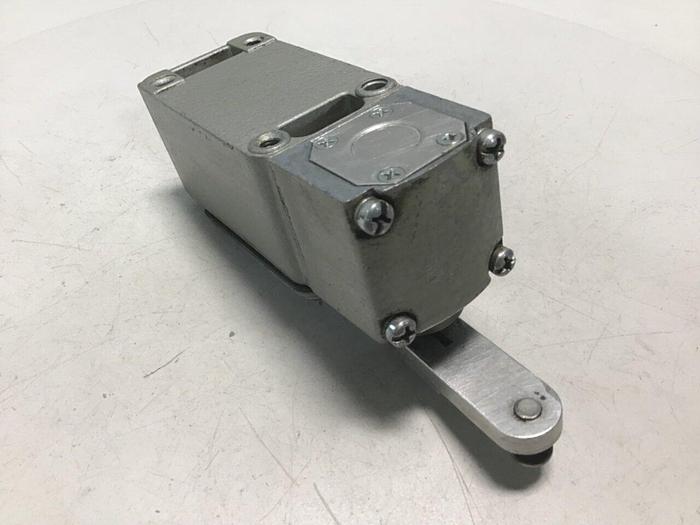 Used TELEMECANIQUE Lox-Switch C2JK05 #113837