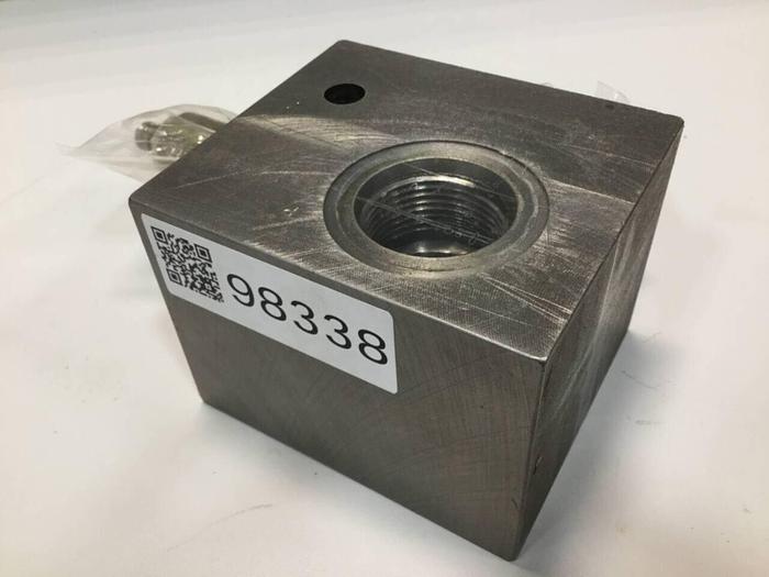 Used VICKERS Manifold Block Valve MCD-4501 #131709