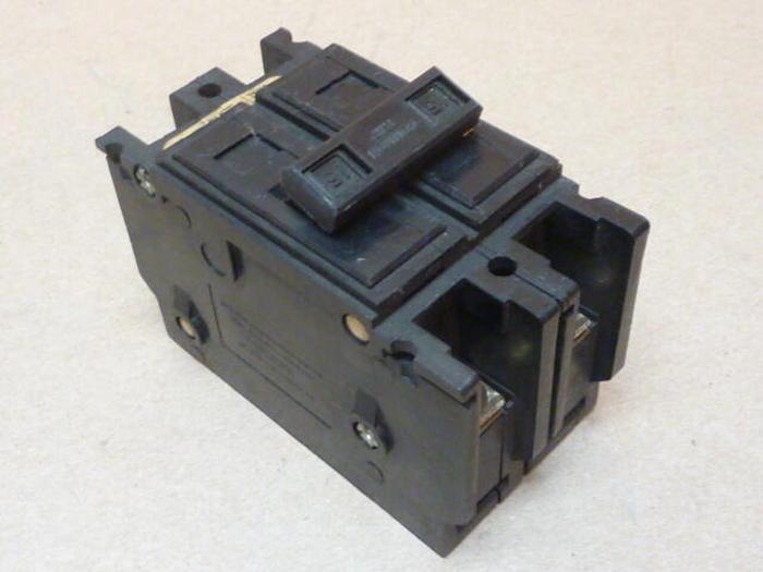 Used WESTINGHOUSE 15 Amp Circuit Breaker QC215 #31343