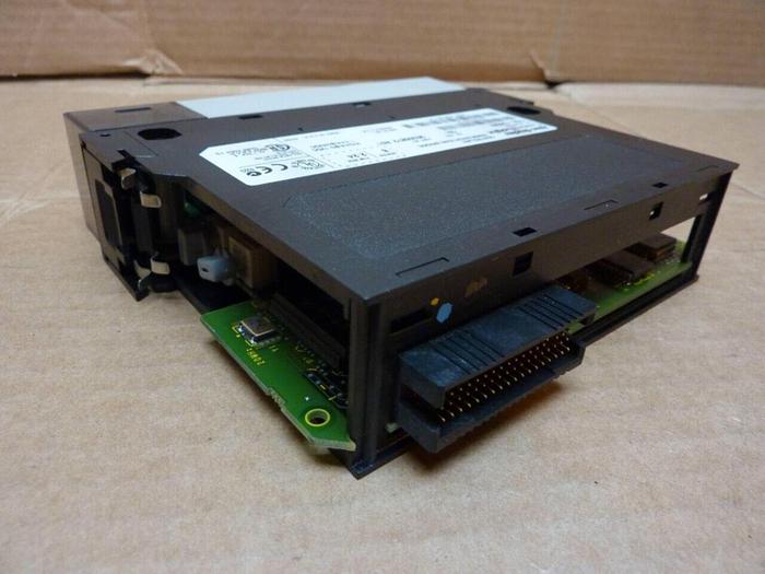 Used ALLEN BRADLEY Communication Module 1756-CNB/B #24541