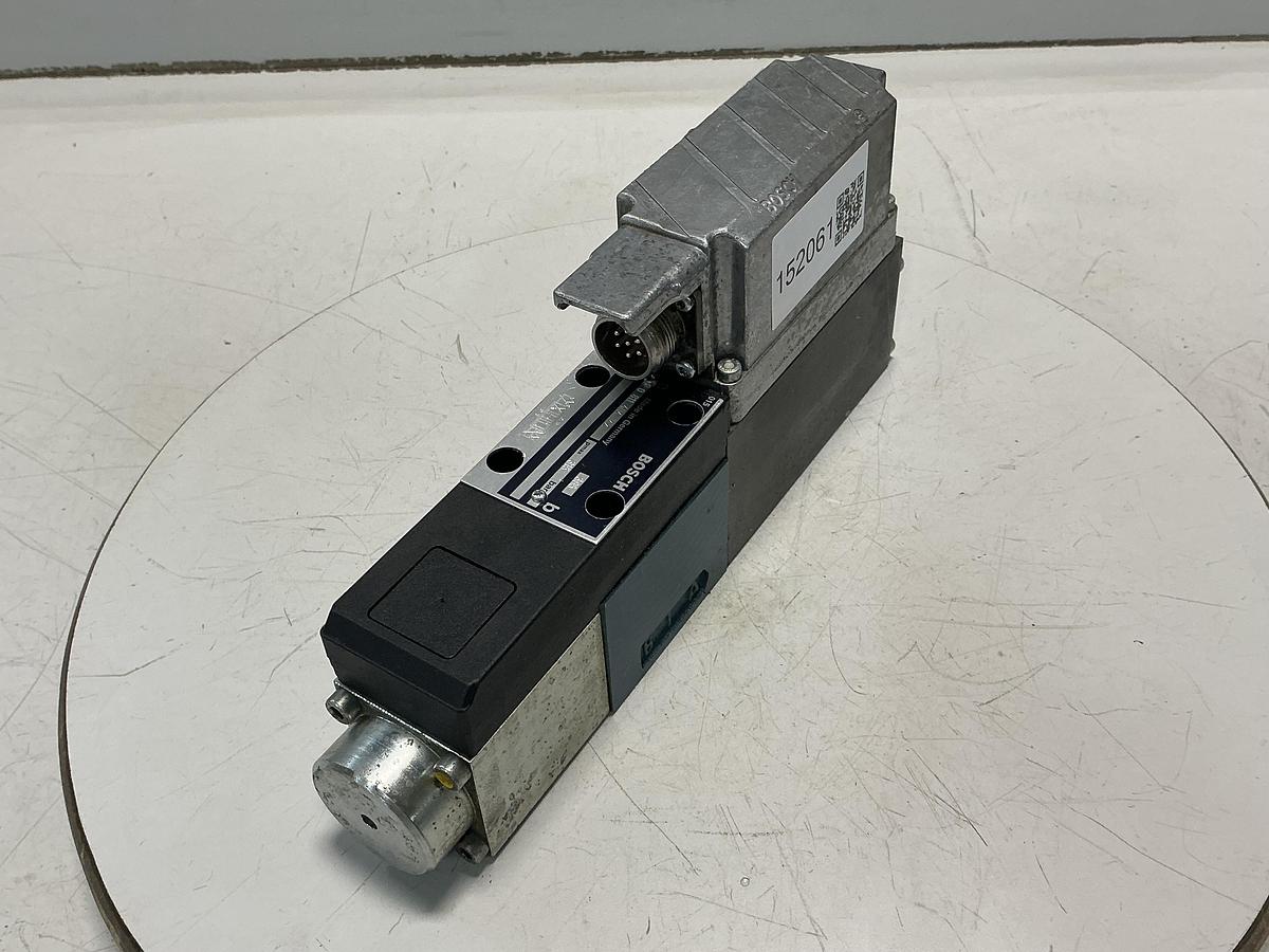 Used BOSCH 0 811 404 142