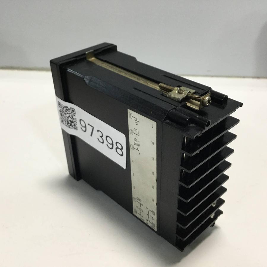Used RKC Temperature Control REX-C400FK03VNN USED