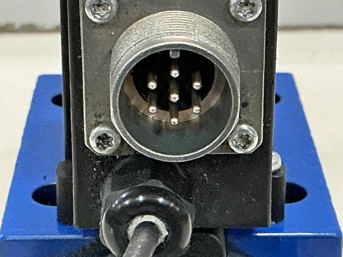 Used REXROTH R900927233