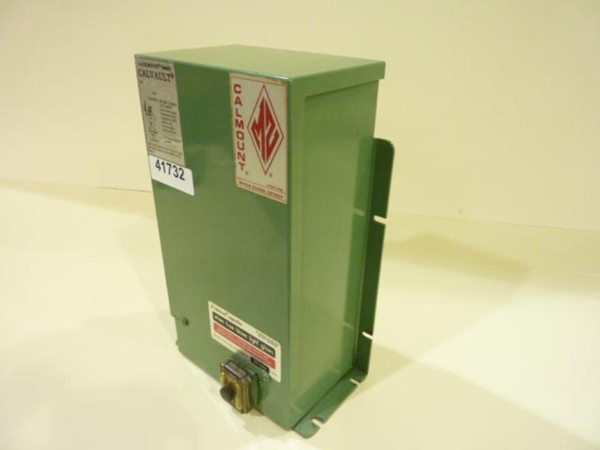 Used CALMOUNT Capacitor 543 UL USED