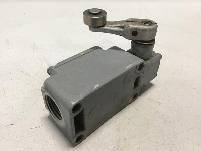 Used OMRON Limit Switch WLCA2-2 #121872