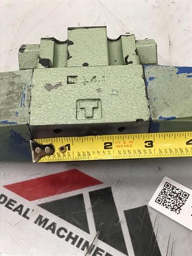 Used VICKERS Directional Control Valve DG4V36CMP7H750JA100 #118217