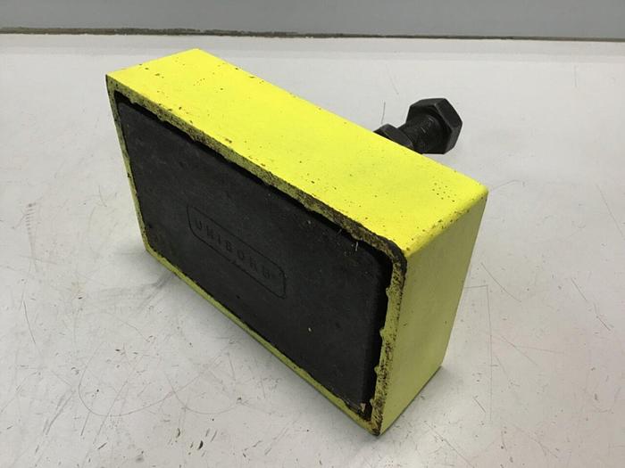 Used UNISORB Leveling Mount Pad 8 x 5 QUANTUM IM-71 #122693