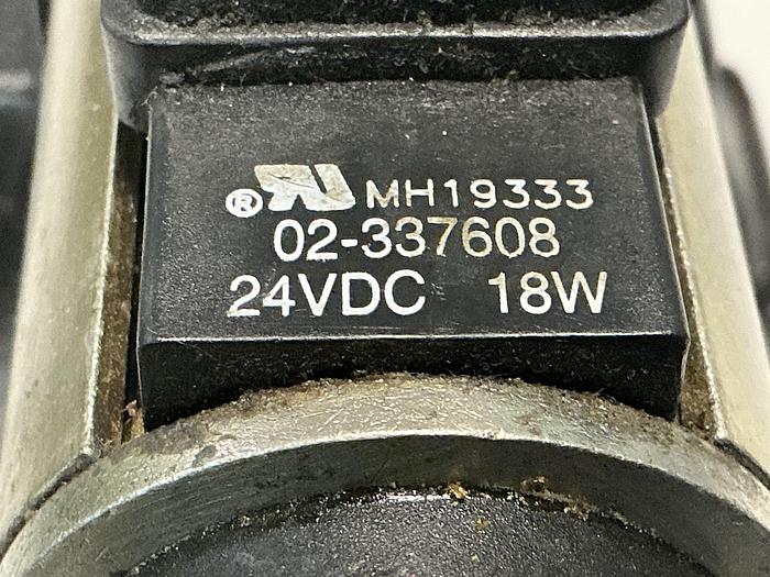 Used VICKERS DG4V-3S-6C-M-U-HL7-60-EN490