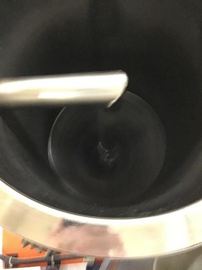 Used MOTAN Drying Hopper w/ Booster Heater BH/240V/1+2 KW Used