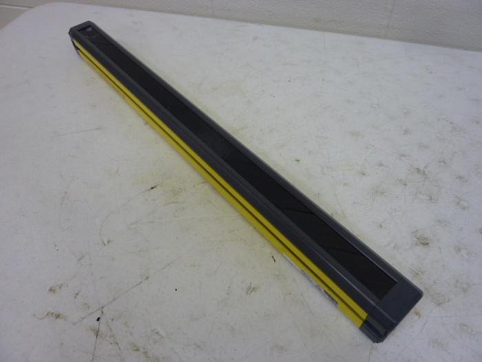 Used LEUZE Light Curtain Receiver CR14-600 #52363