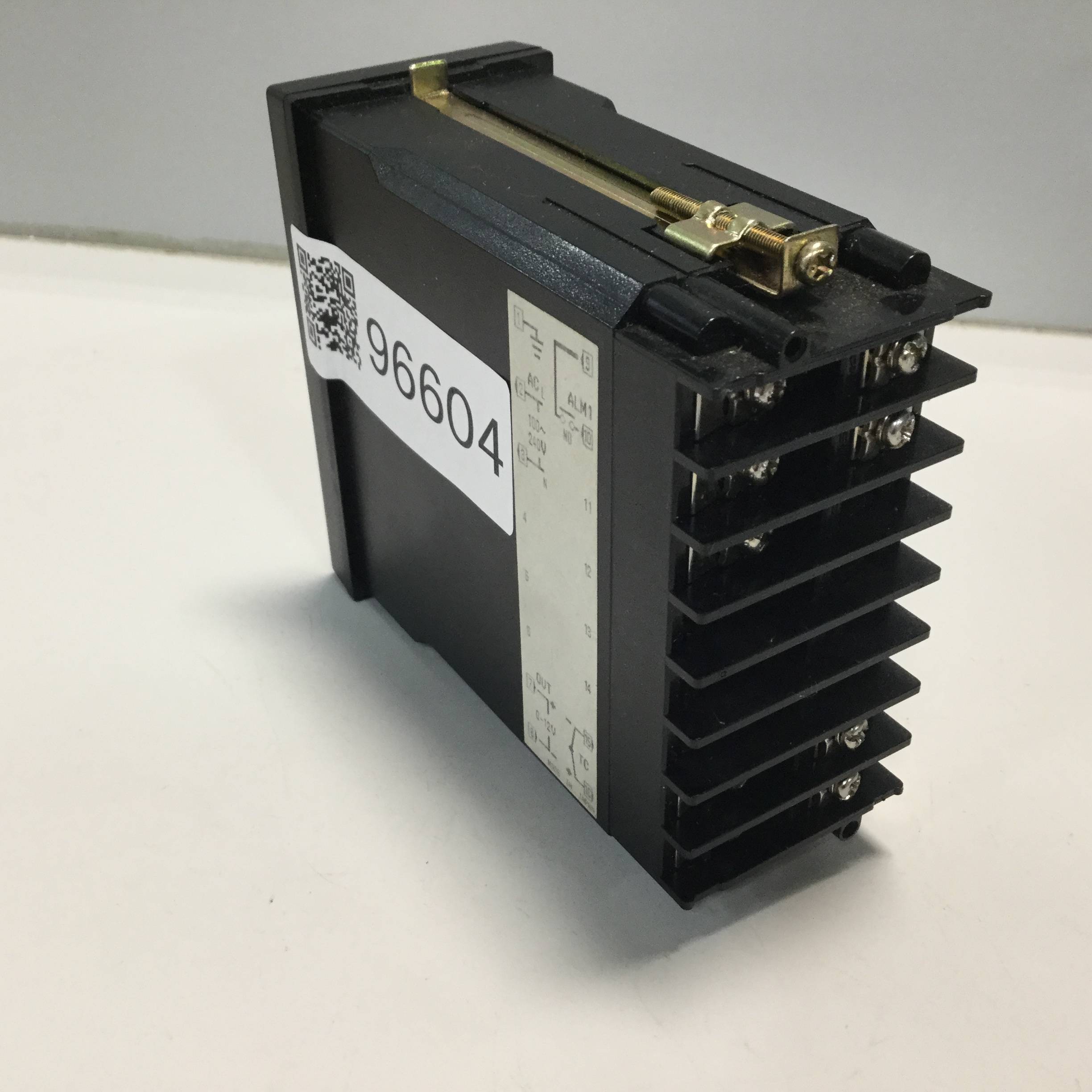 Used RKC Temperature Control REX-C400FK03VAN USED