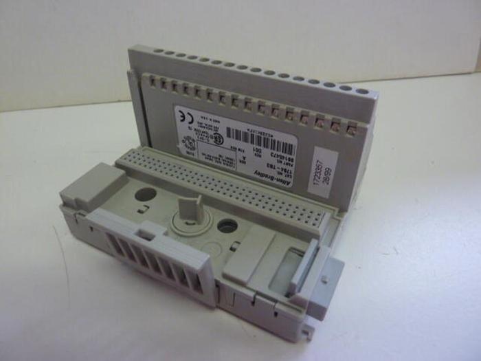 Used ALLEN BRADLEY Input Module 1794-IB16 SER A #33247