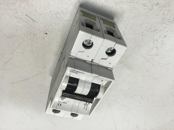 Used SIEMENS 15 Amp Circuit Breaker 5SX22C15 #119638