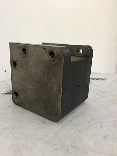 Used CINCINNATI MILACRON Clamp Spacer 3930128 #125639