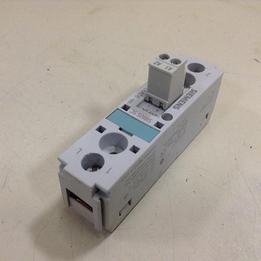 Used SIEMENS Relay 3RF2130-1AA06 #84563