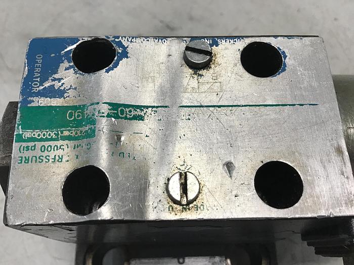 Used VICKERS CVCS-25-D3-S2-10-S32-A99-AP110-Z108 Valve Used #143720