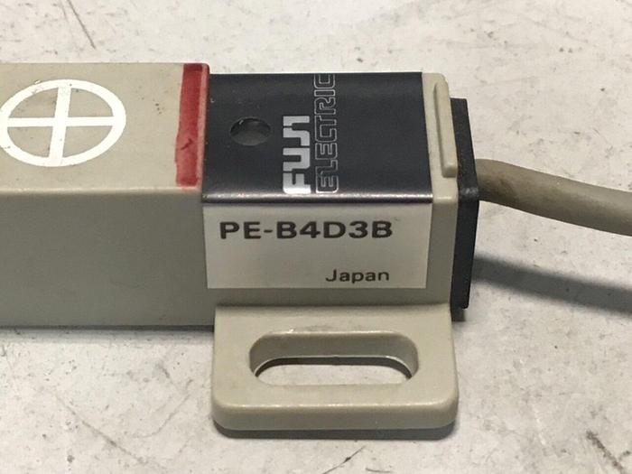 Used FUJI ELECTRIC Proximity Switch PE-B4D3 #128376