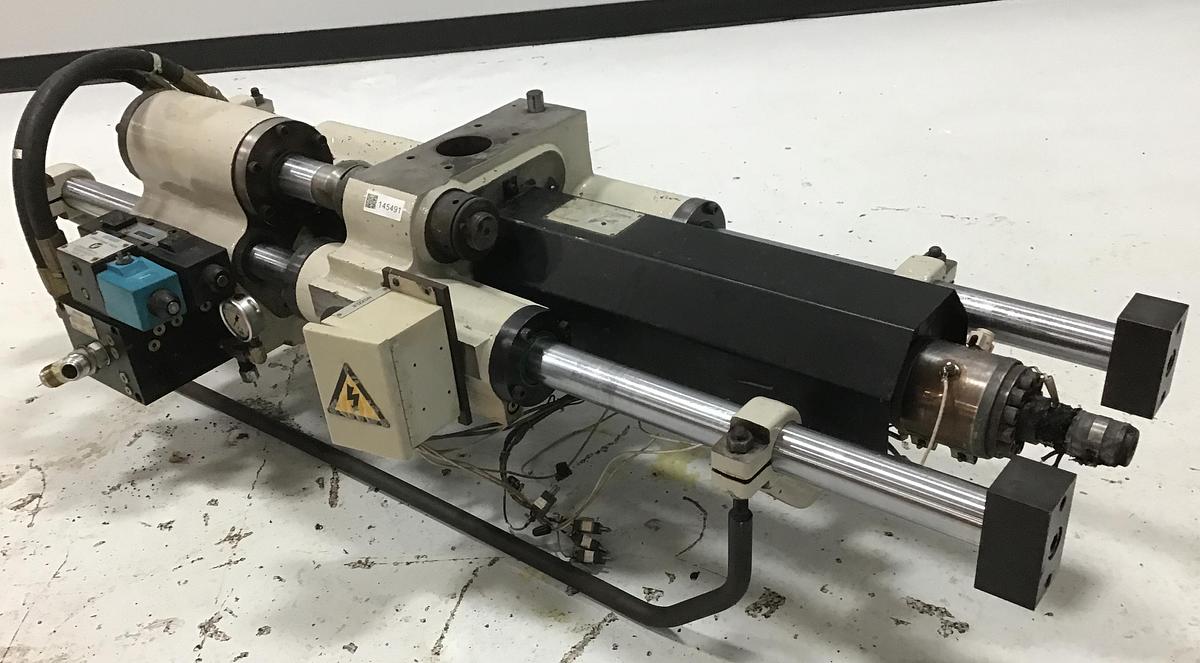 Used CINCINNATI MILACRON 6.04 Oz Injection Unit CINCI 6.04 IU Used #145491