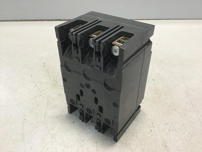 Used GENERAL ELECTRIC / GE 100 Amp Circuit Breaker TED136100 #143730