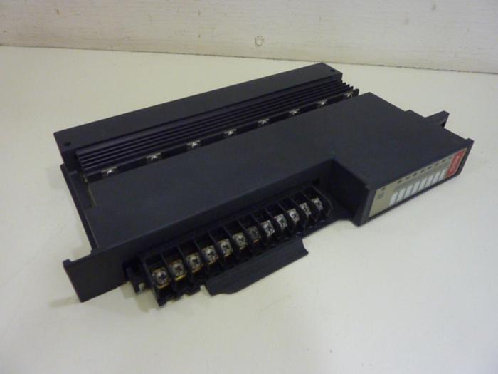 Used CINCINNATI MILACRON AC Output Module 3-531-3839A #62557