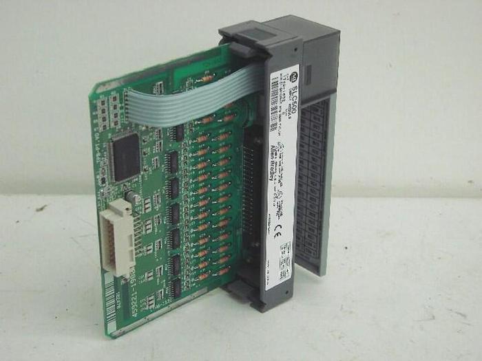 Used ALLEN BRADLEY Input Module 1746-IB32 SER D #6865