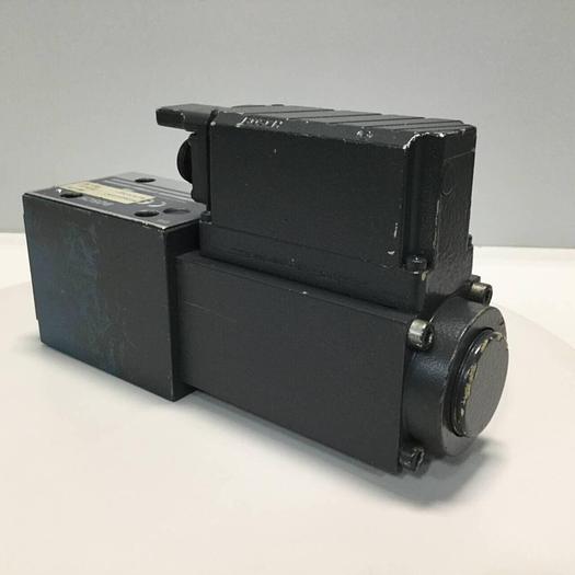 Used BOSCH Servo Proportional Valve 0 811 404 753 Used