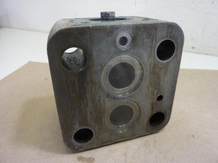 Used VICKERS Solenoid Control Relief Valve CG5060AFWB81S158 #64584