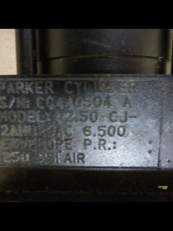 Used PARKER Pneumatic Cylinder 02.50 CJ2ANU29AC  6.500 USED