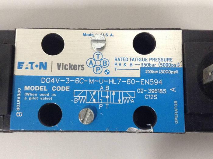 Used VICKERS Valve DG4V-3-6C-M-U-HL7-60-EN594 Used