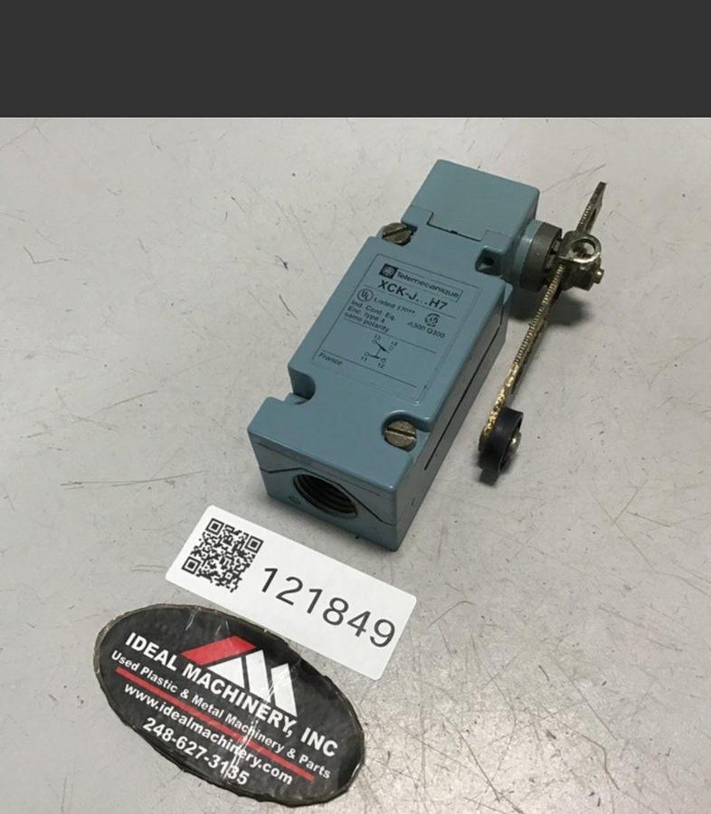 Used TELEMECANIQUE Limit Switch XCK-J-H7 USED