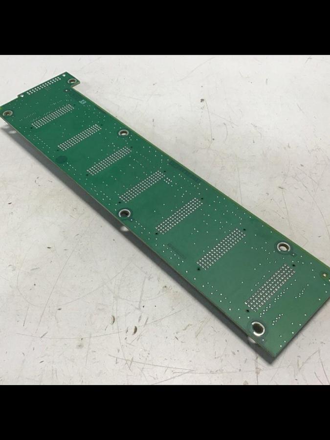 Used ALLEN BRADLEY 7 Slot Backplane 96191497B01 USED