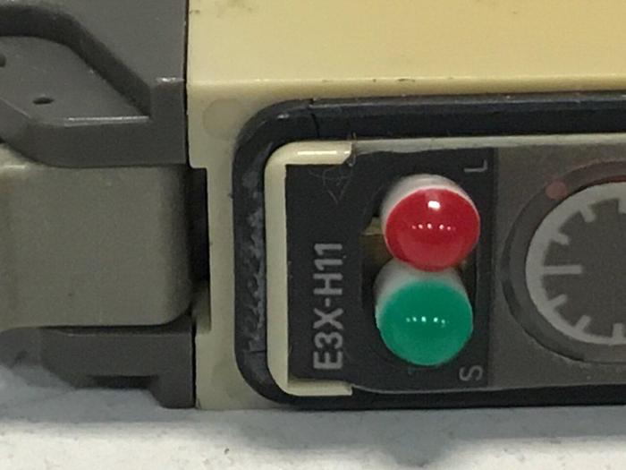 Used OMRON Photoelectric Sensor E3X-NH11 #128495
