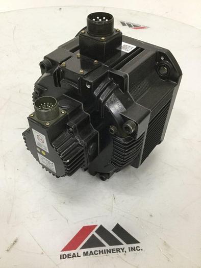 Used YASKAWA ELECTRIC Servo Motor SGMD-22AWA-YR13 Used