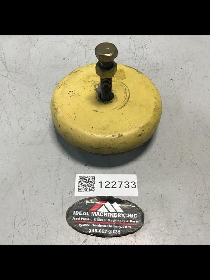 Used METAL FABRICATOR Leveling Mount Pad USED #122733