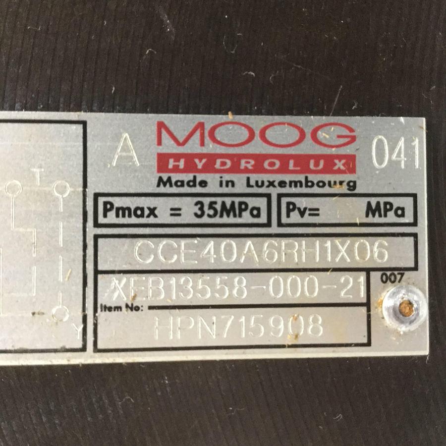 Used MOOG Valve CCE40A6RH1X06 Used
