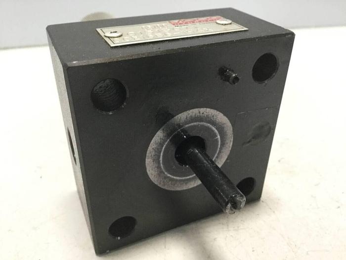 Used MOOG Valve CCE16B6-1H4X #99569