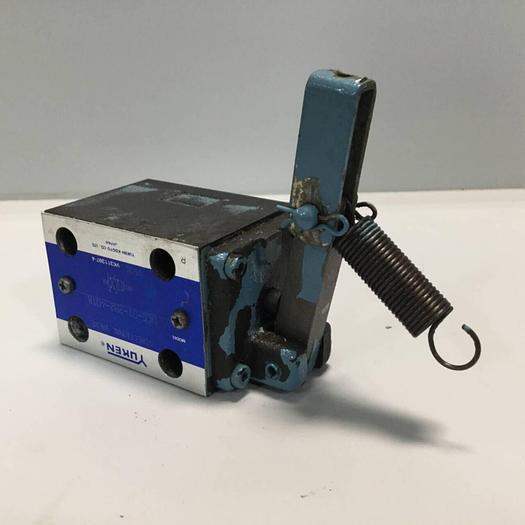 Used YUKEN Directional Valve DCG-01-2B2-4018 #91738