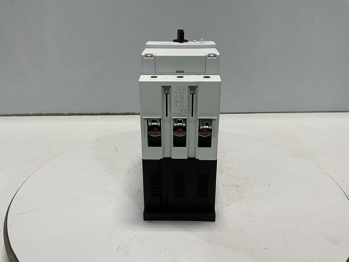 Used SIEMENS 3RV1041-4JA10