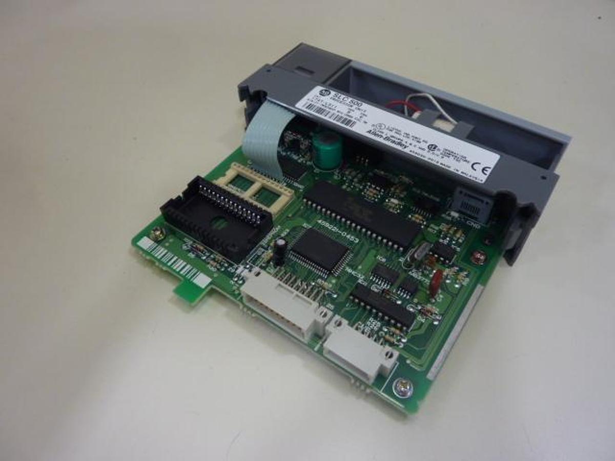 Used ALLEN BRADLEY 5/01 Processor Unit 1747-L511 SER B Used