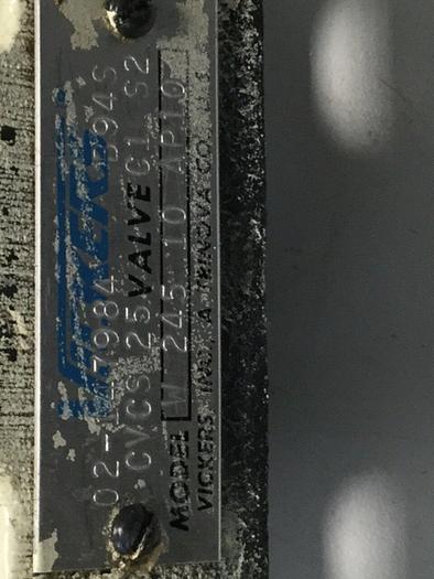 Used VICKERS Hydraulic Valve CVCS25C1S2W24510AP10 #104537