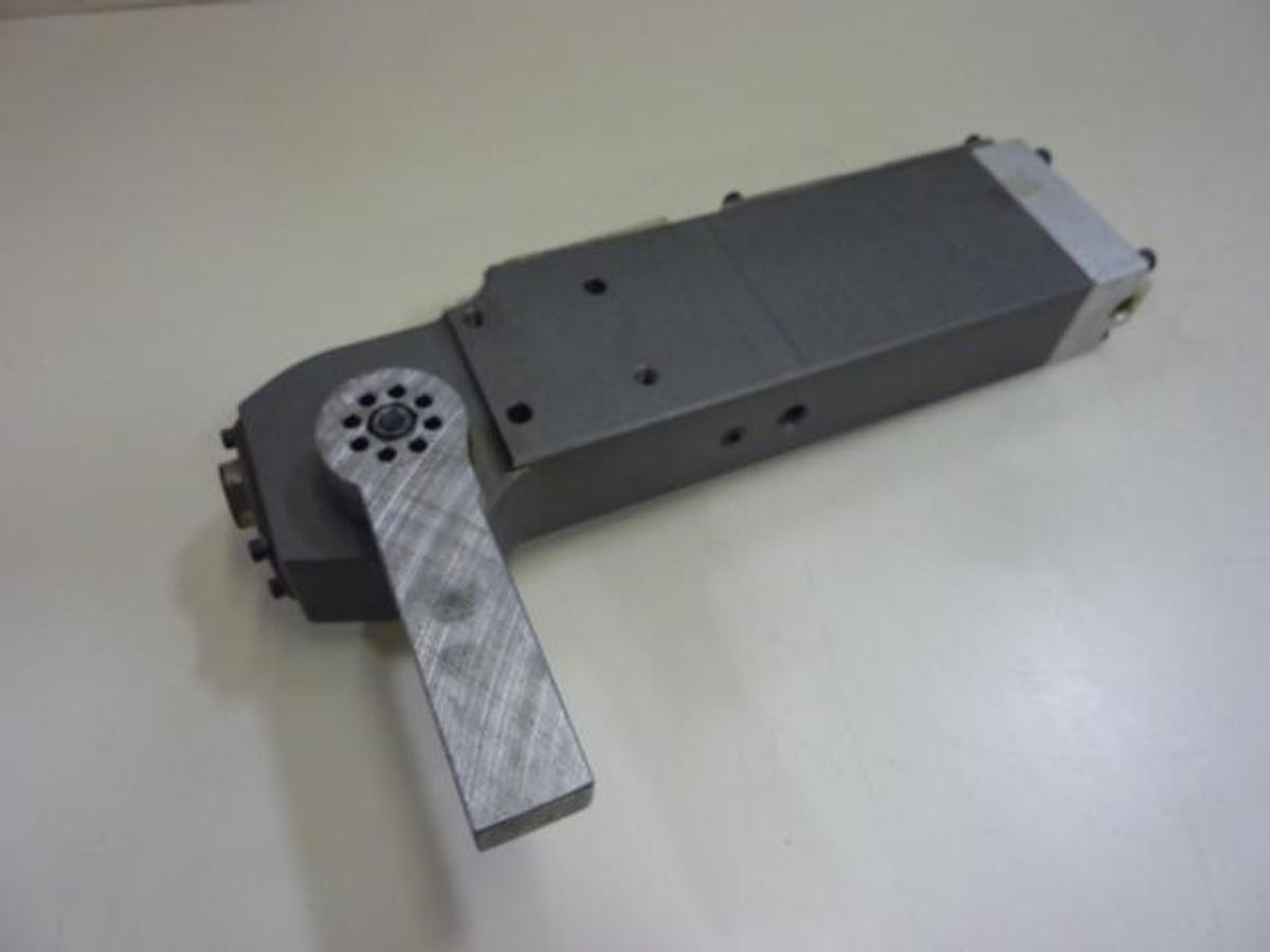 Used BTM CORP Power Clamp STC52VP-1420-73320H-90AR-SCDC Used